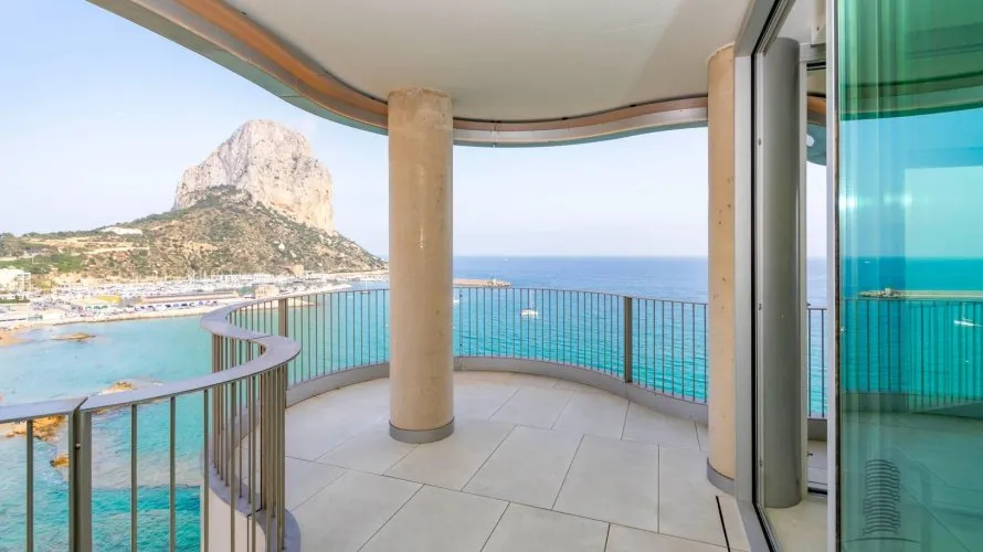 Apartamento de 3 dormitorios en Calpe, España No. 1153 № 23