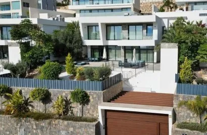 Villa de 5 dormitorios en Finestrat, Spain No. 1442