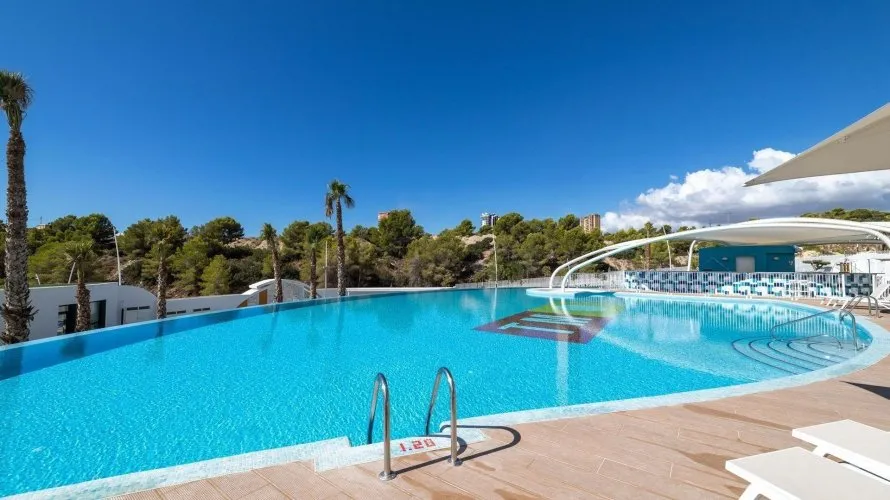 Apartamento de 3 dormitorios en Benidorm, Spain No. 1324 № 12