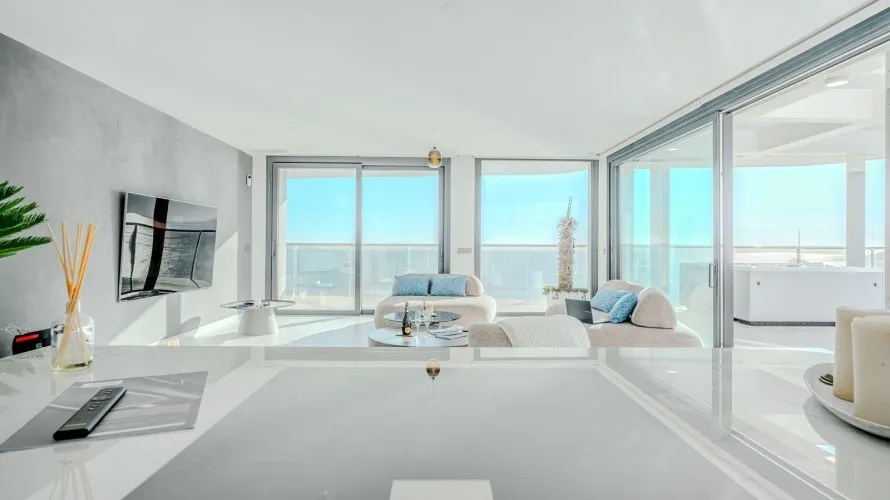 Apartamento de 3 dormitorios en Benidorm, Spain No. 1228 № 13