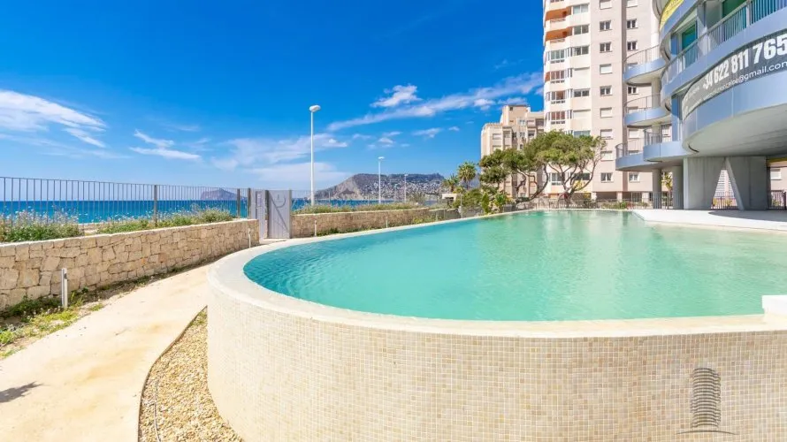 Apartamento de 3 dormitorios en Calpe, España No. 1153 № 9