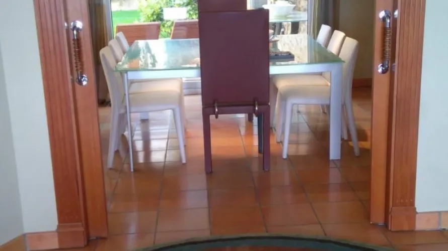 Apartamento de 4 dormitorios en Banyeres de Mariola, Spain No. 985 № 3
