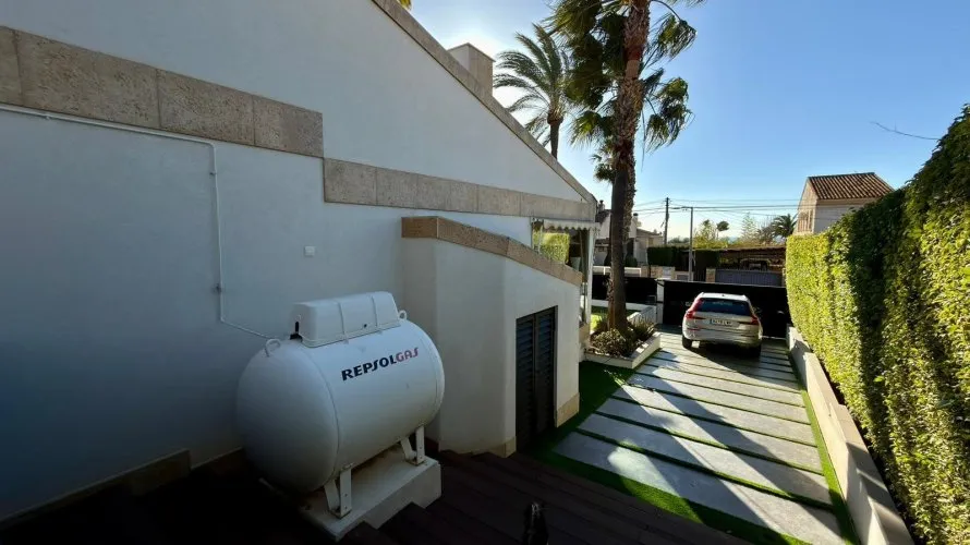 Villa de 6 dormitorios en Benidorm, Spain No. 972 № 19
