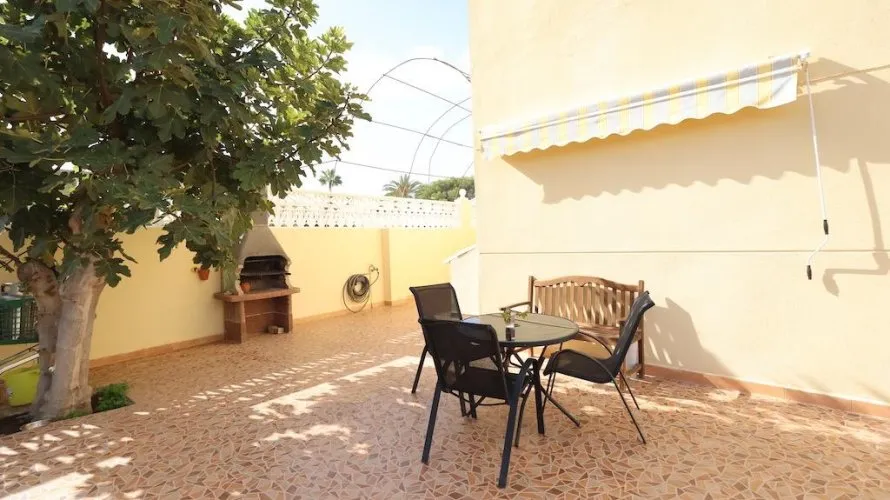 Apartamento de 4 dormitorios en Playa Flamenca II, España No. 1204 № 18