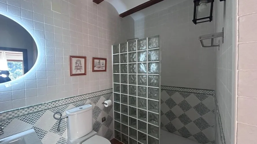 Hotel de 12 dormitorios en Finestrat, Spain No. 965 № 8