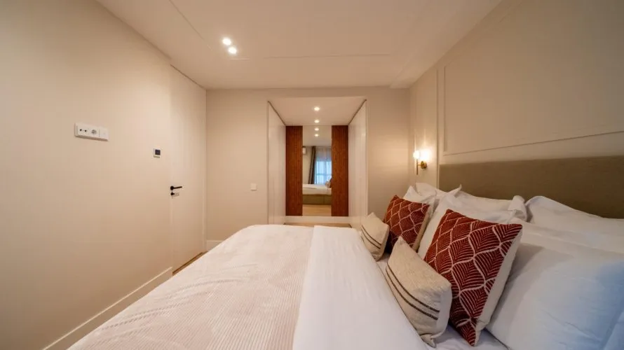 Apartamento de 3 dormitorios en Madrid, Spain No. 969 № 3