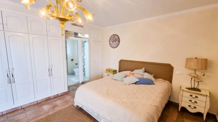 Villa de 6 dormitorios en Moraira, España No. 1135 № 23