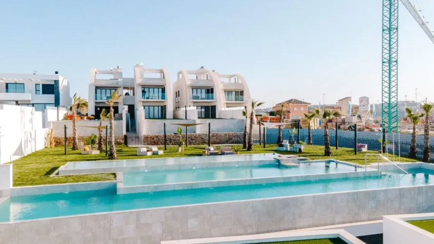 Bungalow de 3 dormitorios en Ciudad Quesada, España No. 1122 № 18