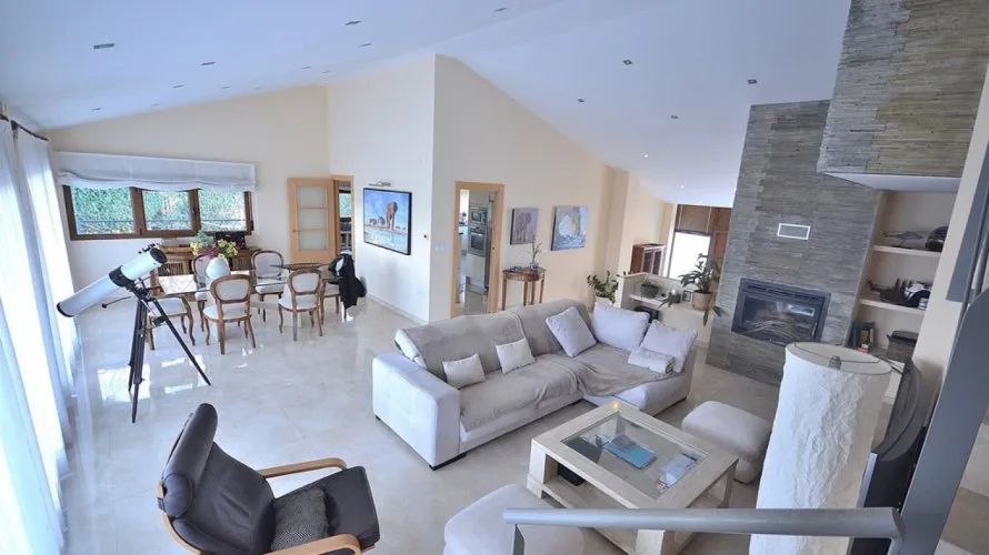 Apartamento de 5 dormitorios en Albacete, España No. 1481