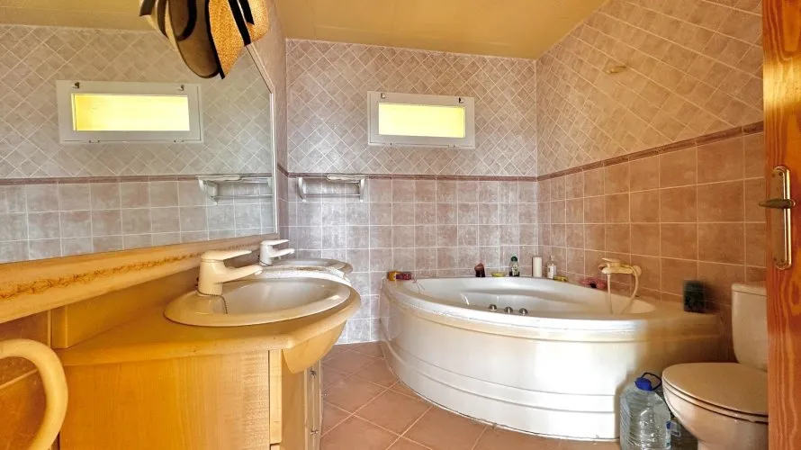 Villa de 5 dormitorios en Zona Altea Hills, España No. 1134 № 12