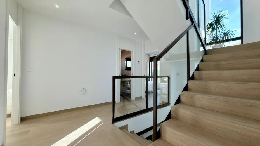 Villa de 5 dormitorios en Finestrat, España No. 1378 № 14