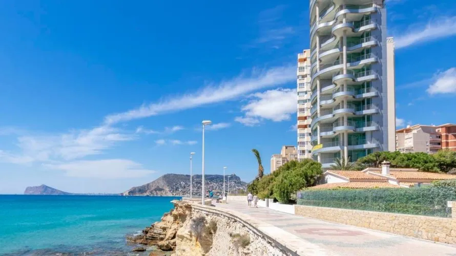 Apartamento de 3 dormitorios en Calpe, España No. 1153 № 11