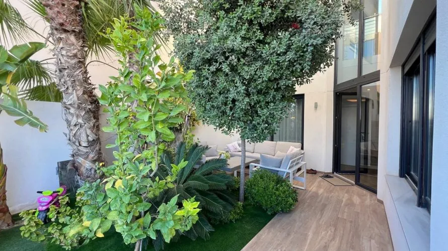 Villa de 3 dormitorios en La Veleta, España No. 1160 № 9