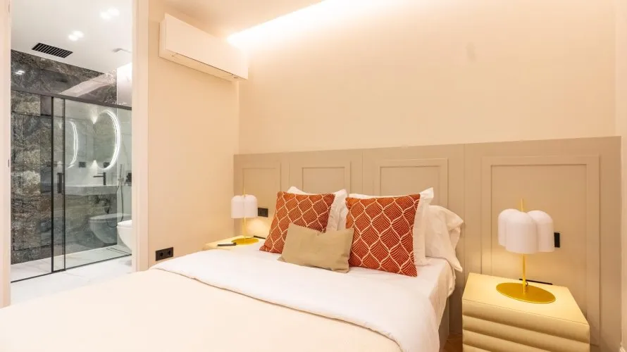 Apartamento de 3 dormitorios en Madrid, España No. 963 № 16
