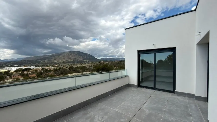 Villa de 3 dormitorios en Finestrat, Spain No. 1386 № 3