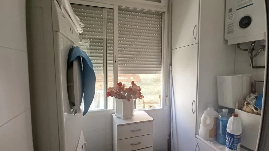 Apartamento de 2 dormitorios en Madrid, España No. 1551 № 18