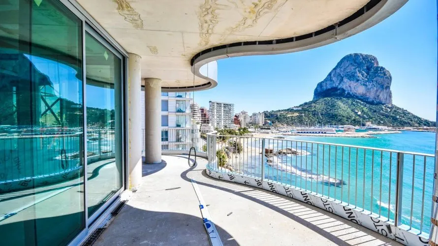 Apartamento de 3 dormitorios en Calpe, España No. 1153 № 14