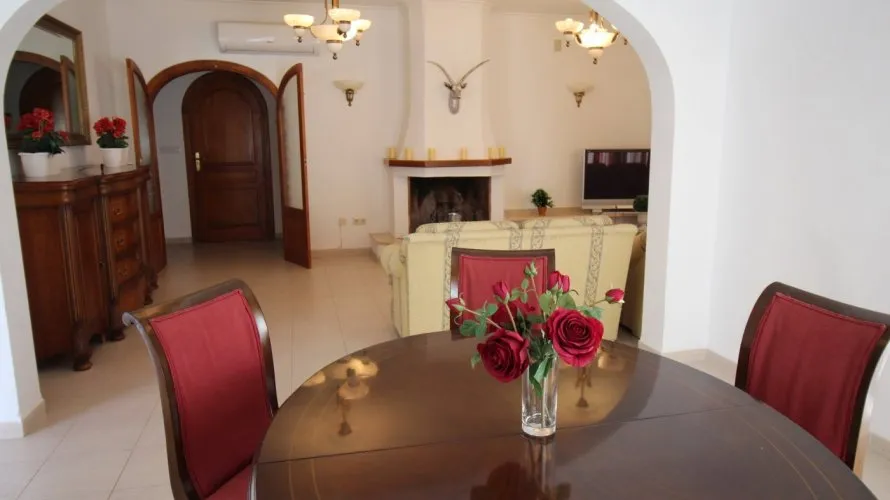 Villa de 5 dormitorios en Calpe, Spain No. 1007