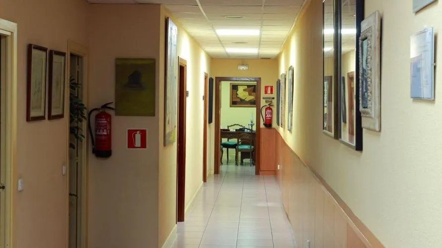 Apartamento de 5 dormitorios en Madrid, España No. 1203 № 1