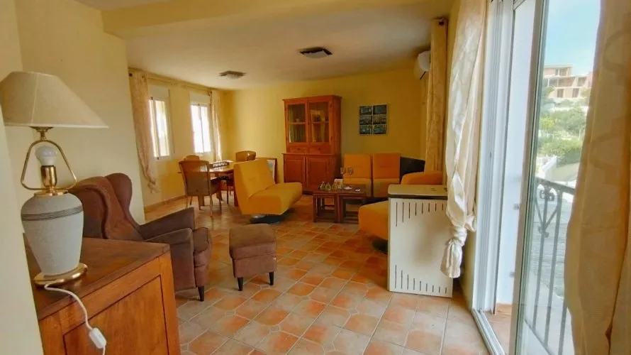 Villa de 8 dormitorios en Maryvilla, España No. 1080 № 15