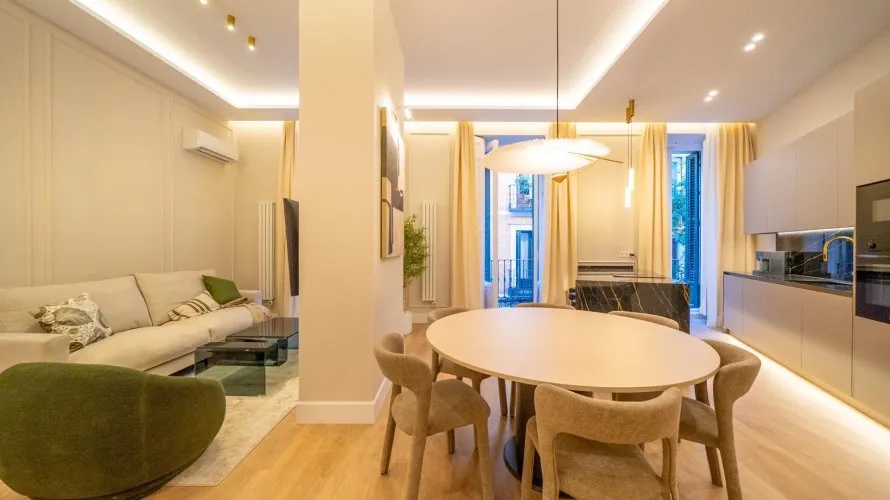 Apartamento de 3 dormitorios en Madrid, Spain No. 951 № 12