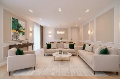 Apartamento de 5 dormitorios en Madrid, España No. 1264