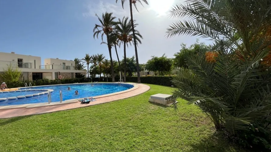 Apartamento de 3 dormitorios en Villajoyosa, España No. 1062 № 27