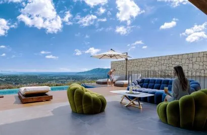 Apartamento de 3 dormitorios en La Nucia, Spain No. 1343