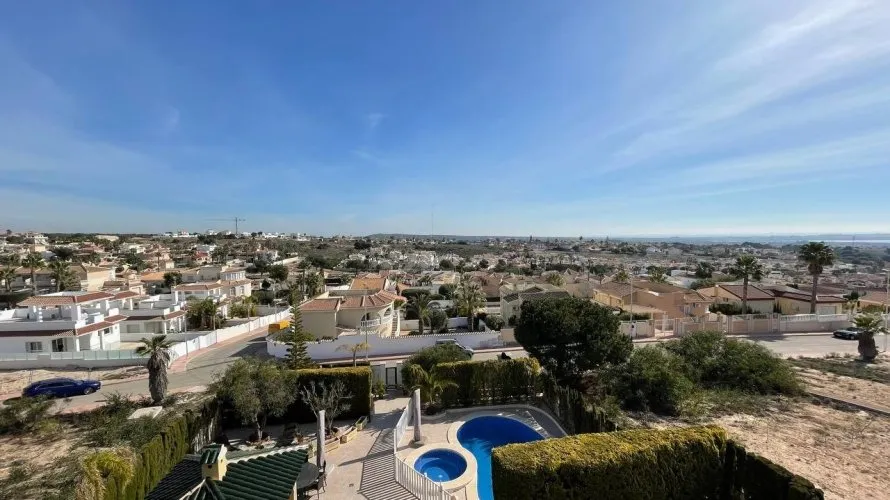 Apartamento de 4 dormitorios en Ciudad Quesada, Spain No. 986 № 19