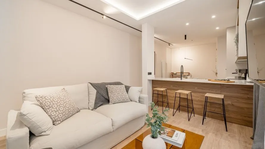 Apartamento de 3 dormitorios en Madrid, España No. 1157 № 2