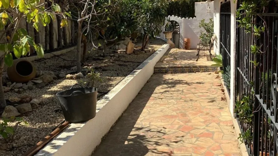 Villa de 4 dormitorios en Albir, Spain No. 1181 № 19