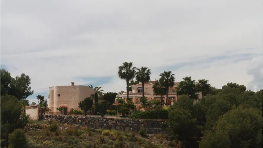 Villa de 5 dormitorios en L'Alfàs del Pi, España No. 1126 № 9