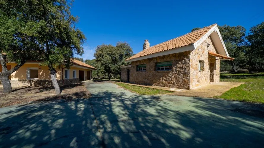 Villa de 8 dormitorios en Colmenarejo, Spain No. 1522 № 25