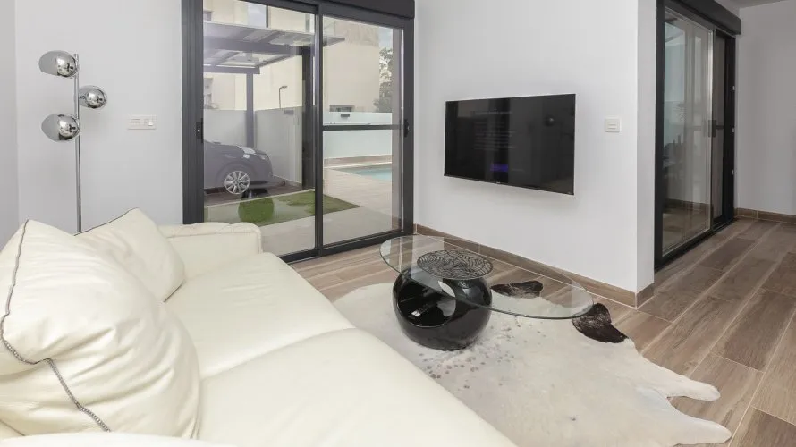 Villa de 120m² en Los Montesinos, España No. 1419 № 12