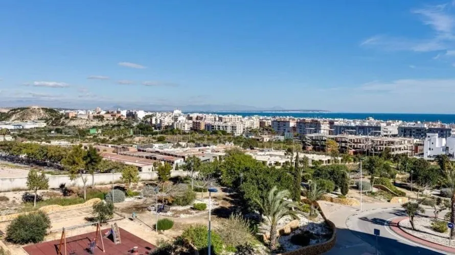 Apartamento de 3 dormitorios en Guardamar del Segura, Spain No. 1206 № 16