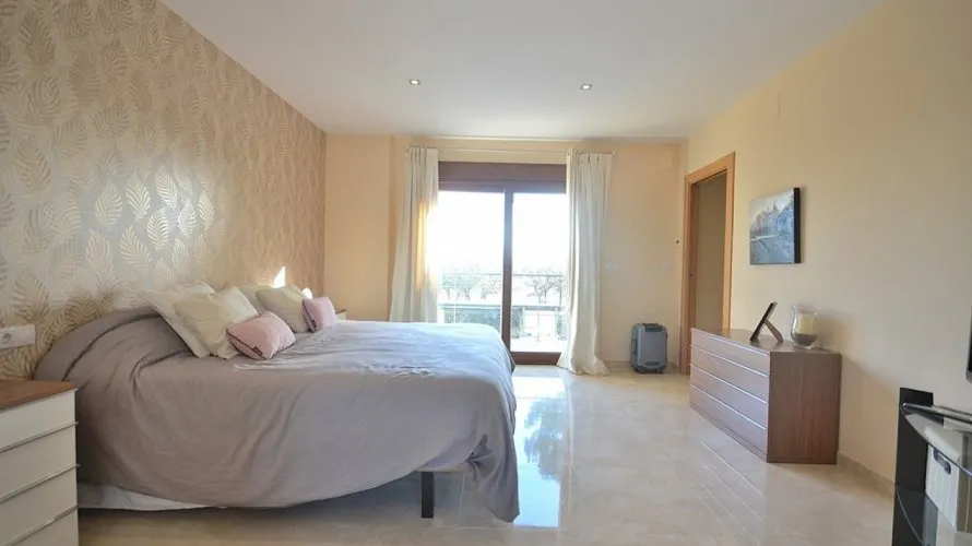 Apartamento de 5 dormitorios en Albacete, España No. 1481 № 10
