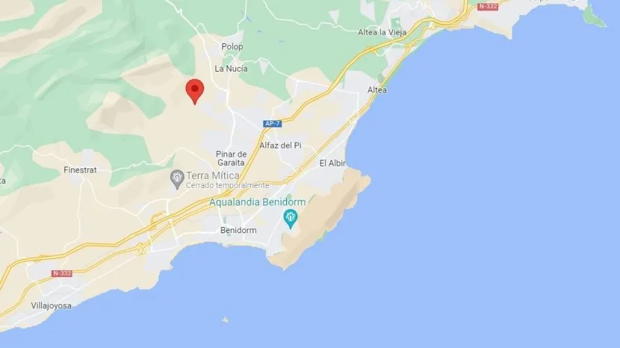 Villa de 3 dormitorios en Polop, España No. 1128 № 2