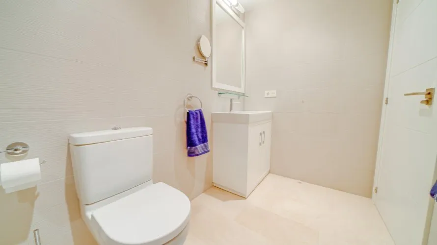 Apartamento de 2 dormitorios en Villajoyosa, Spain No. 1082 № 21