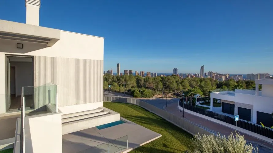 Villa de 4 dormitorios en Finestrat, España No. 1236 № 24
