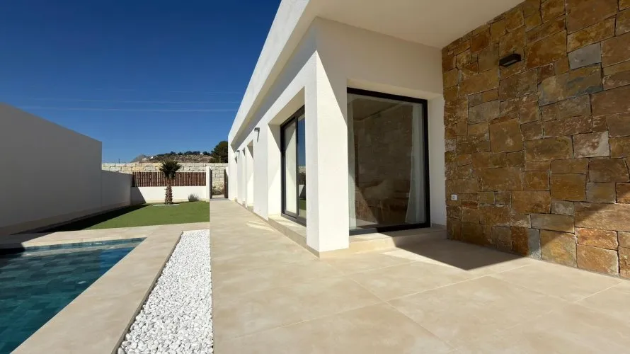 Villa de 3 dormitorios en Finestrat, Spain No. 953 № 2