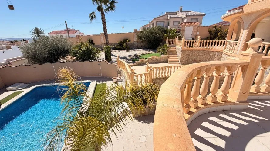 Villa de 5 dormitorios en Ciudad Quesada, España No. 1400 № 2