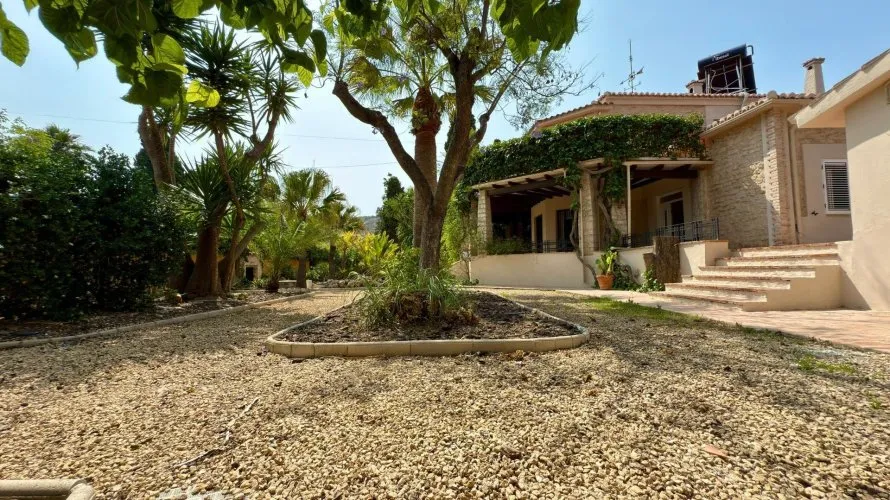 Apartamento de 6 dormitorios en Alicante, España No. 1271 № 7