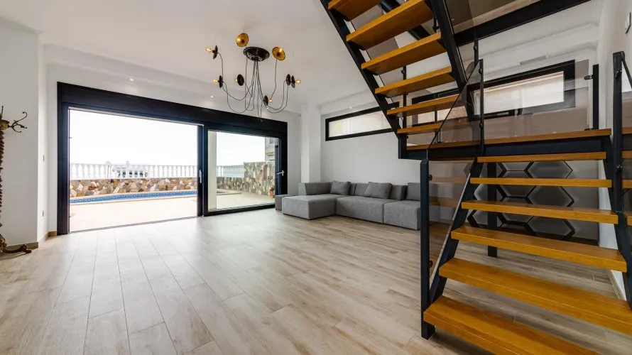 Villa de 210m² en Torrevieja, Spain No. 1253 № 28