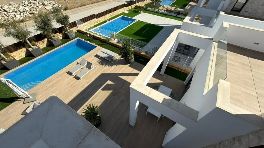 Villa de 5 dormitorios en Finestrat, España No. 1378 № 28