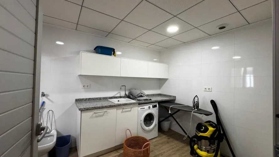Villa de 4 dormitorios en Campoamor, España No. 1510 № 21