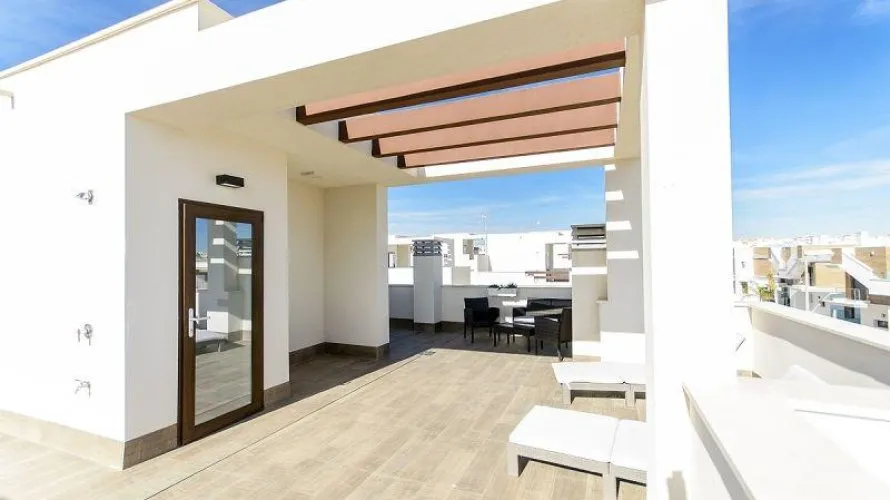 Villa de 3 dormitorios en Ciudad Quesada, Spain No. 993 № 23