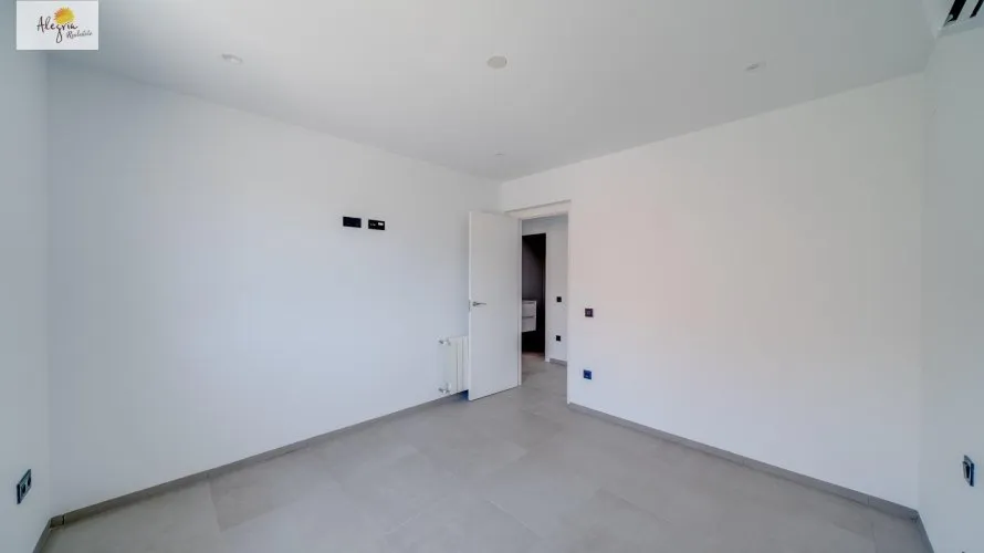 Villa de 5 dormitorios en Calpe, Spain No. 1105 № 16