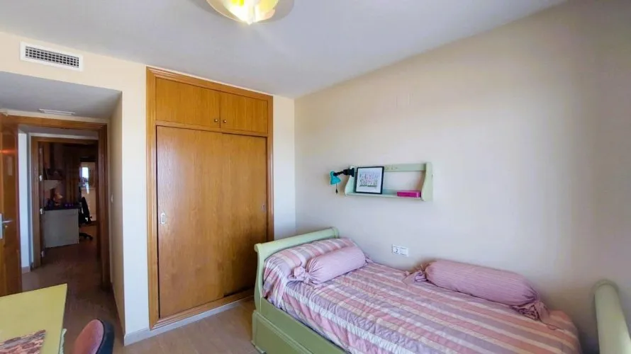 Apartamento de 4 dormitorios en Torrevieja, Spain No. 1163 № 18