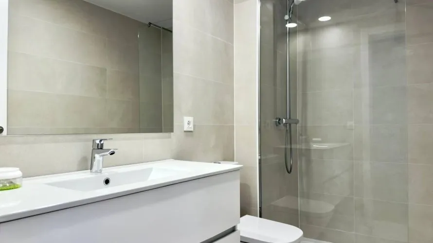 Apartamento de 3 dormitorios en Alicante, España No. 1411 № 15