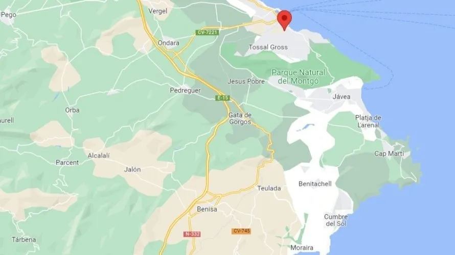 Apartamento de 4 dormitorios en Dénia, España No. 1060 № 6